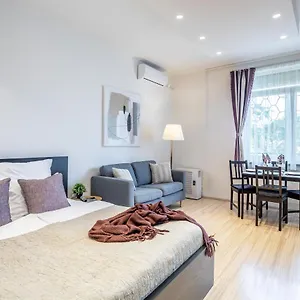 Two Bedroom In Jewish Quarter דירה בודפשט